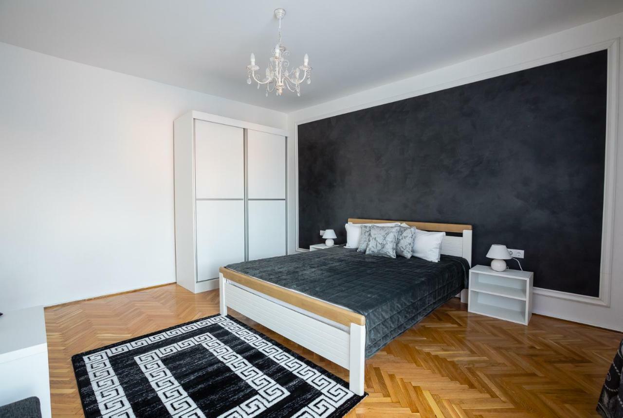 White Spacious Apartment Sibiu Luaran gambar